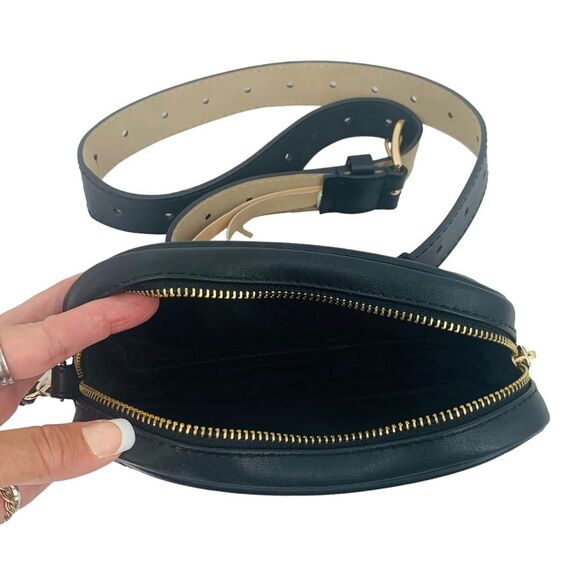 Steve Madden Black Belt Wristlet Bag - Picture 2 of 6